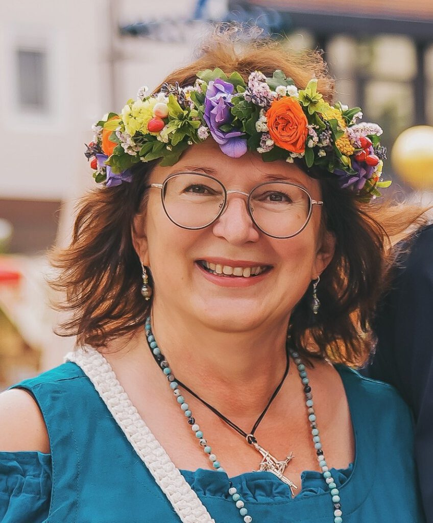 Christine Graf, Märchenerzählerin und Geschichtenerzählerin aus Tittling bei Passau in Niederbayern